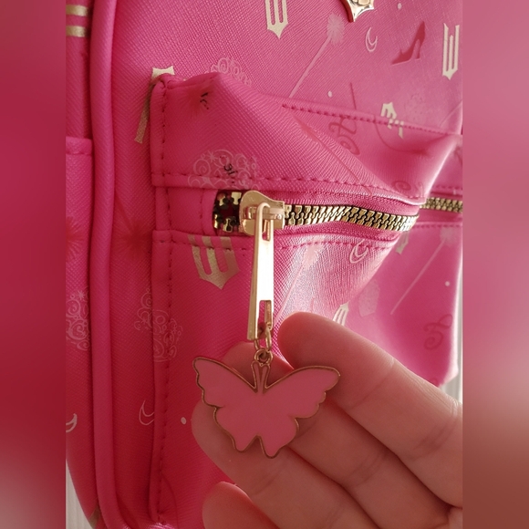 NWT Bioworld Claires Exclusive Wicked Pink Mini Backpack - Picture 9 of 9